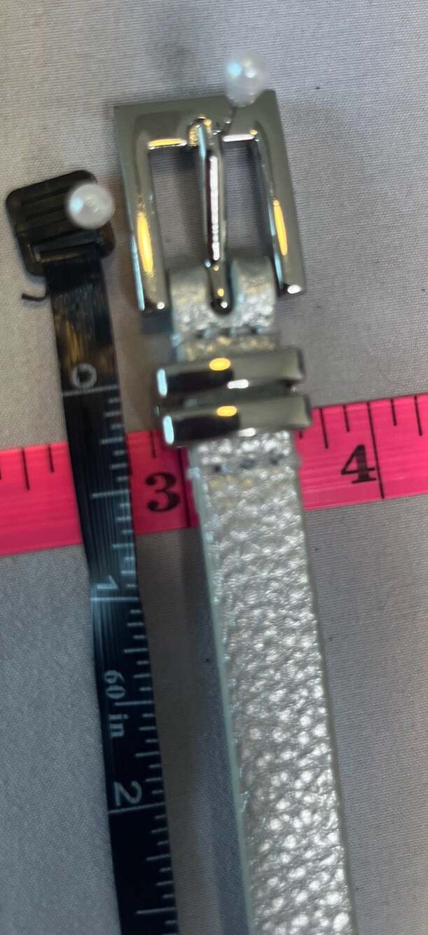 Metallic Silver Faux Leather Skinny Belt – Sleek Statement Waist Belt